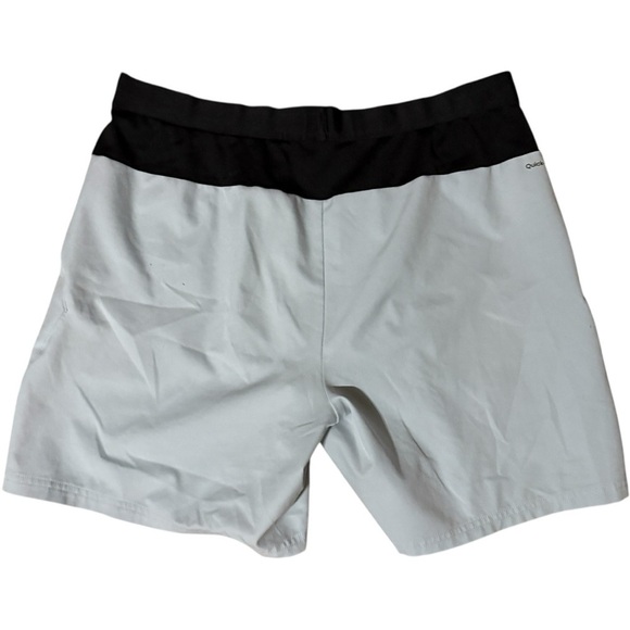 Xersion Men’s Gray and Black Quick-Dri Athletic Shorts | Size L - Picture 2 of 4